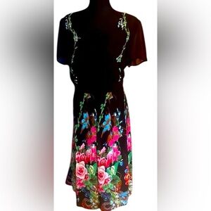 NWT beautiful floral dress